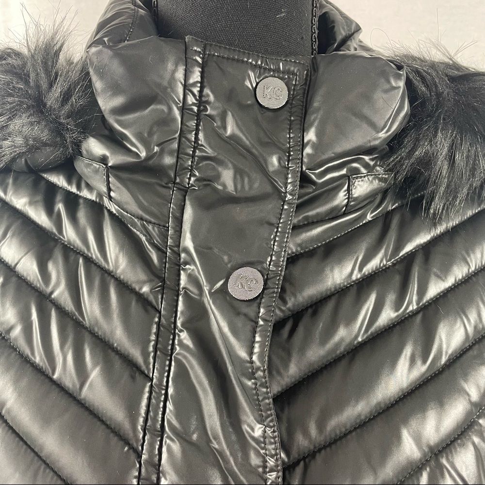 🎁 Kenneth Cole New York Women's Short Puffer Faux Fur Trimmed Hood Black Large - Picture 6 of 8